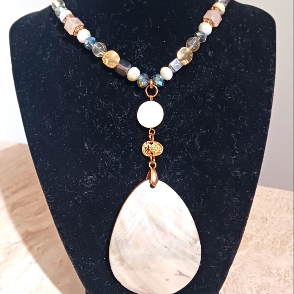 Real Abalone Shell Necklace with Different Colored Beads
